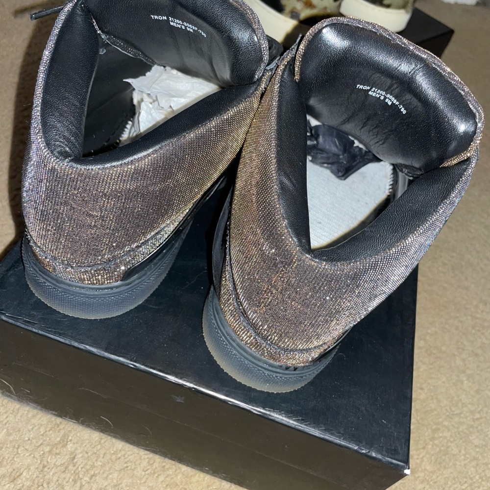 Metallic sneakers - Picture 6 of 6